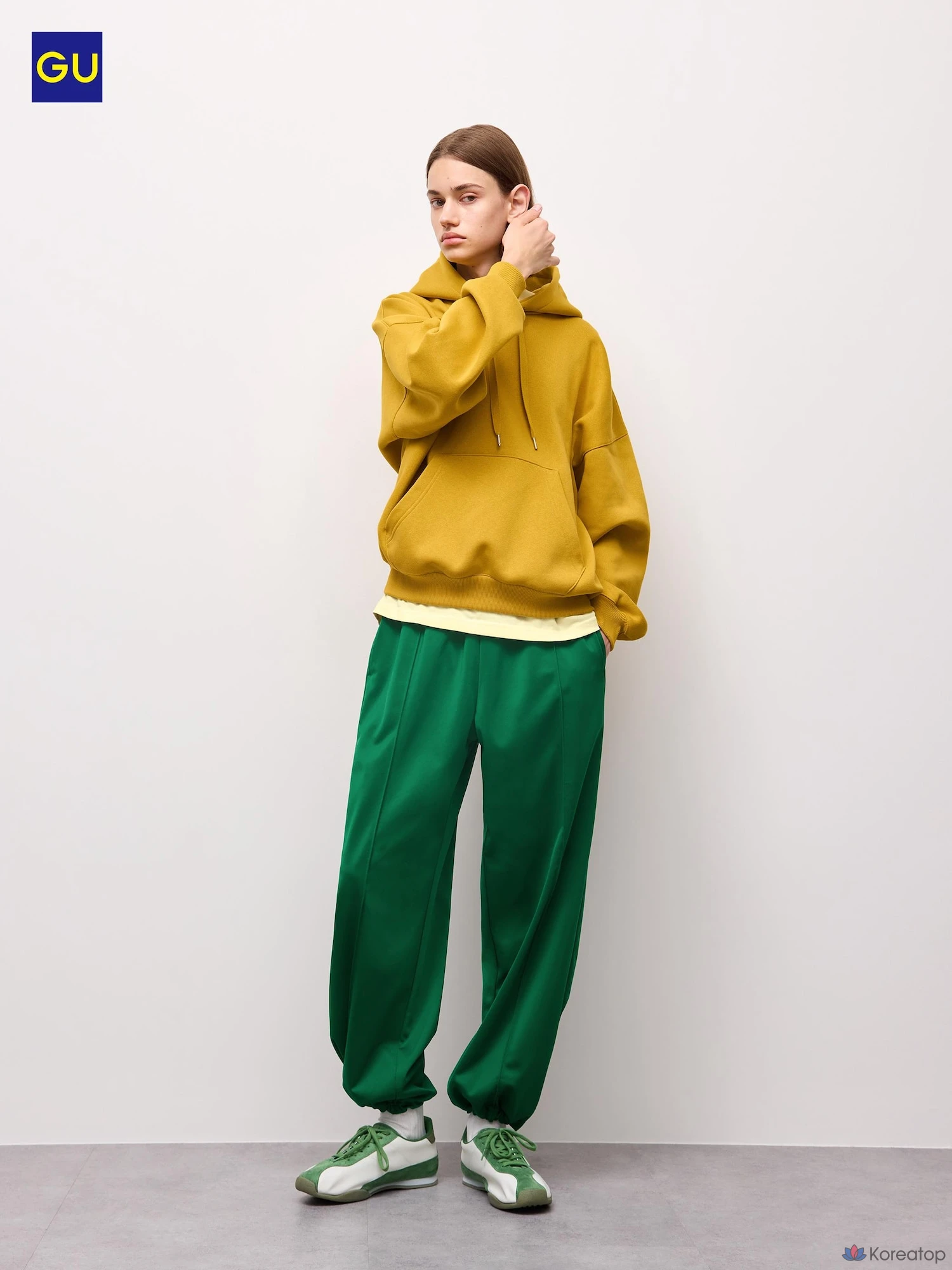 Брюки Uniqlo Wide Straight Track Pants