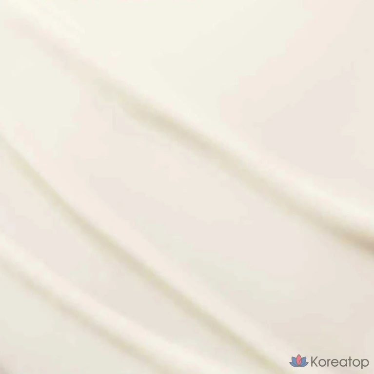 Солнцезащитный крем Estura Derma UV365 Vita C Radiant Moisture Sunscreen SPF50+ PA++++, 40 мл, 1 шт.