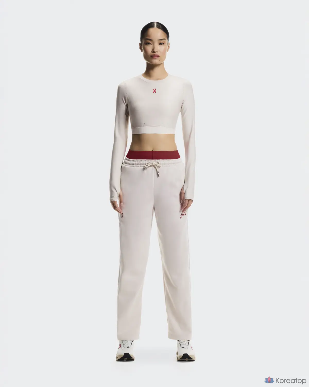 Укороченный лонгслив ON Train Long Sleeve Crop Year of the Horse
