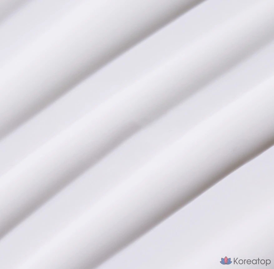 Солнцезащитный крем Isntree Onion Fresh Fluid Sun Cream SPF50+ PA++++, 50 мл, 1 шт.