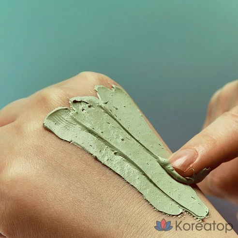 Маска для пор Innisfree Super Volcanic Pore Mask Pack с мятно-шоколадным вкусом