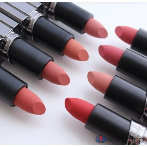 ОСОБНЯК МУЗИГЭ: Радужный особняк для шикарной городской девушки, помада-блюр