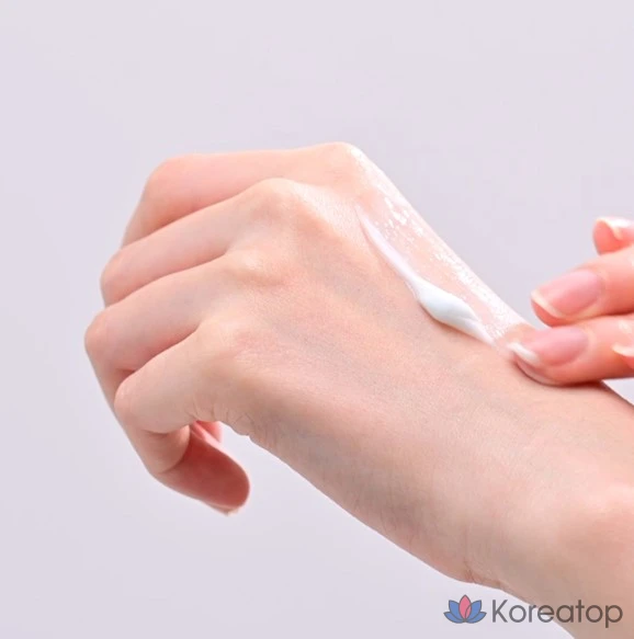 Увлажняющий крем в форме ампул с гиалуроновой кислотой, 30 мл, 1 шт.