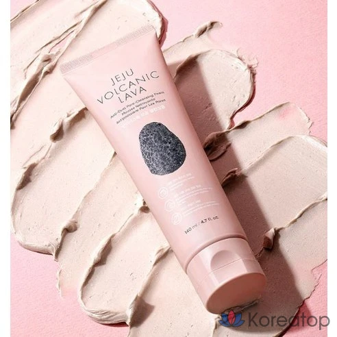 Очищающая пенка для умывания с экстрактом вулканической почвы Чеджу The Face Shop
