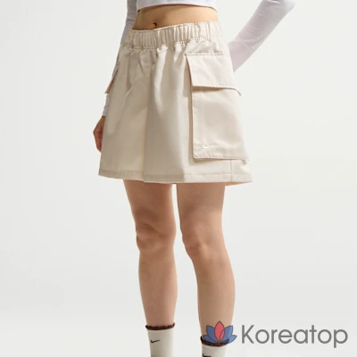 Шорты женские Nike Sportswear Loose Fit Mid-Rise Satin Cargo Shorts