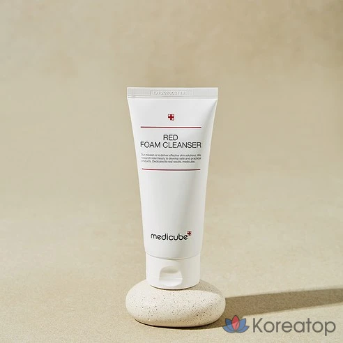 Medicube Красная очищающая пенка, 120 мл, 1 шт.