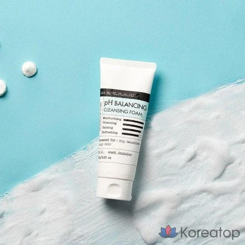 Очищающая пенка для умывания Dermafactory Panthenol pH Balancing