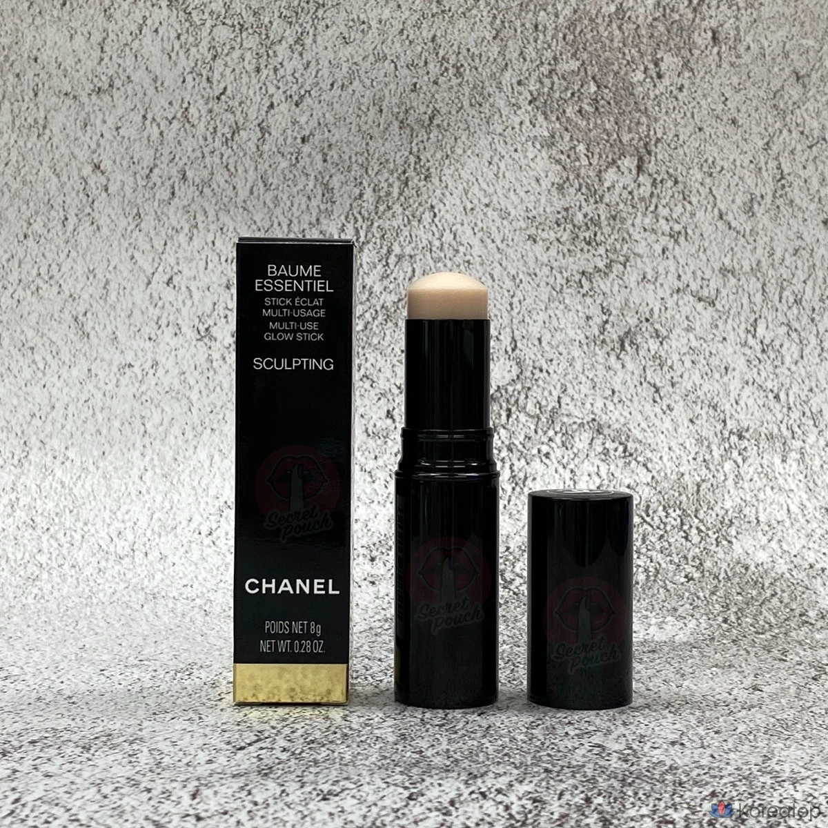 Бальзам-стик Chanel Baume Essentiel Glow Stick, оттенок Sculpting (Pearl), 8 г, 1 шт.