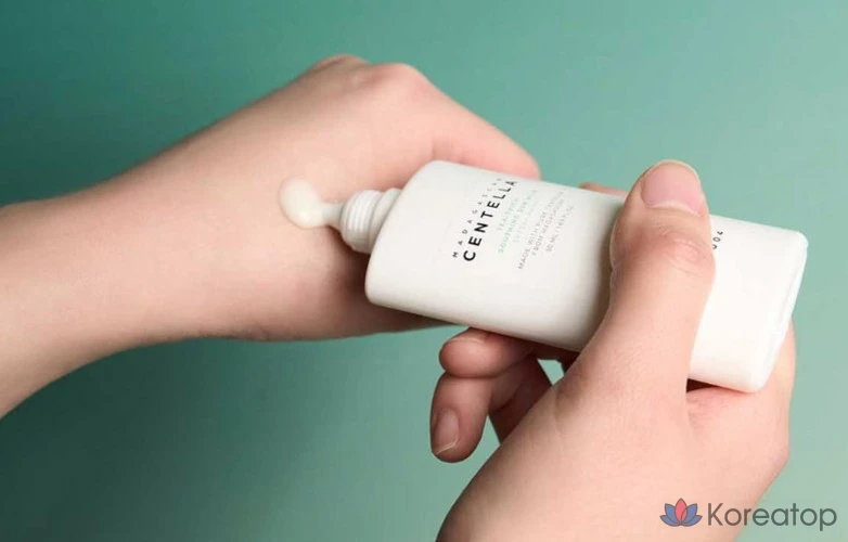 Солнцезащитное успокаивающее молочко Skin1004 с экстрактом центеллы чайной мадагаскарской, SPF50+ PA++++, 50 мл, 1 шт.