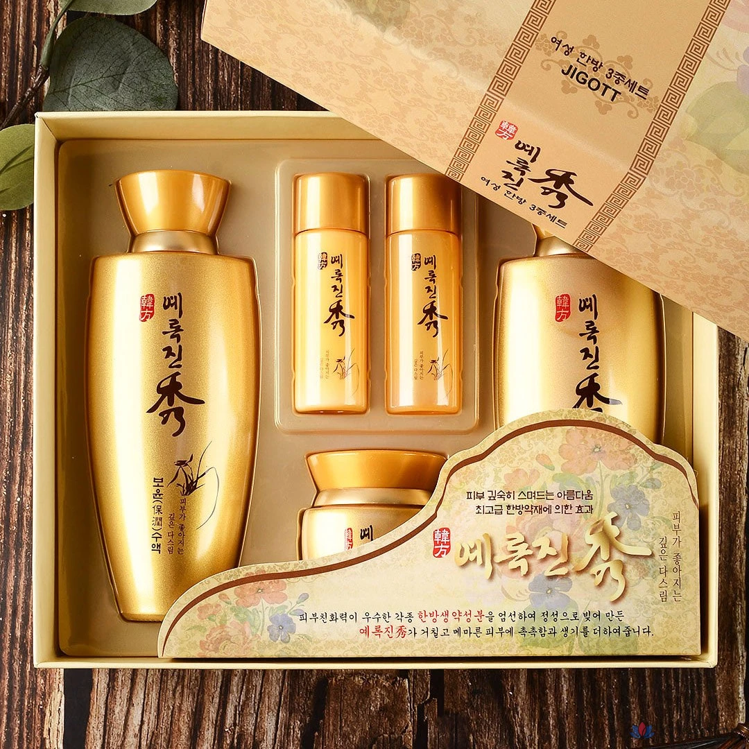 Набор для ухода Jigott Yerokjinsu Hanbang 3-piece Set (Toner + Lotion + Cream + Toner Sample + Lotion Sample), 1 шт.