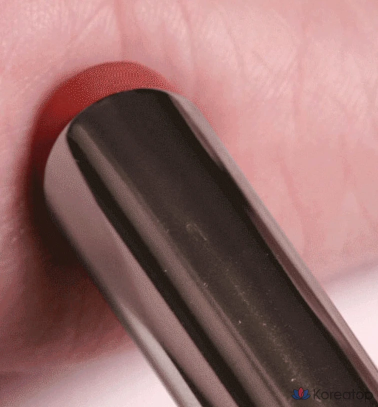 Матовая помада Innisfree Airy Matte Lipstick, 3,5 г, 1 шт., № 2, оттенок Mood Orange, фото 3