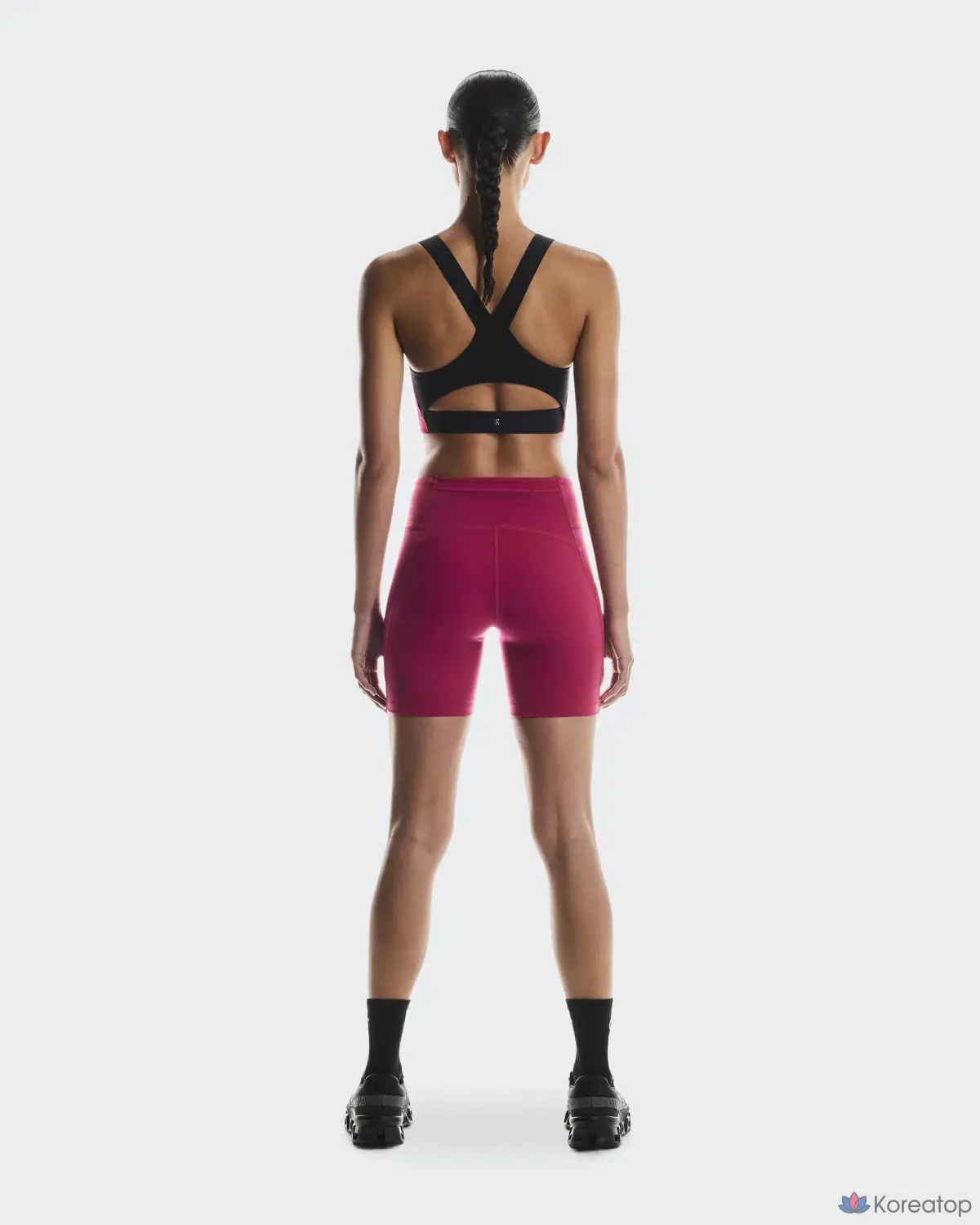 Тайтсы ON Performance Tights Short