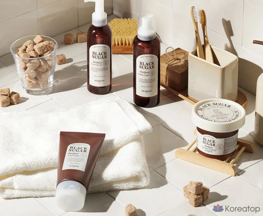 Скраб для лица Skinfood Black Sugar Perfect Essential Scrub, 210 г, 1 шт.