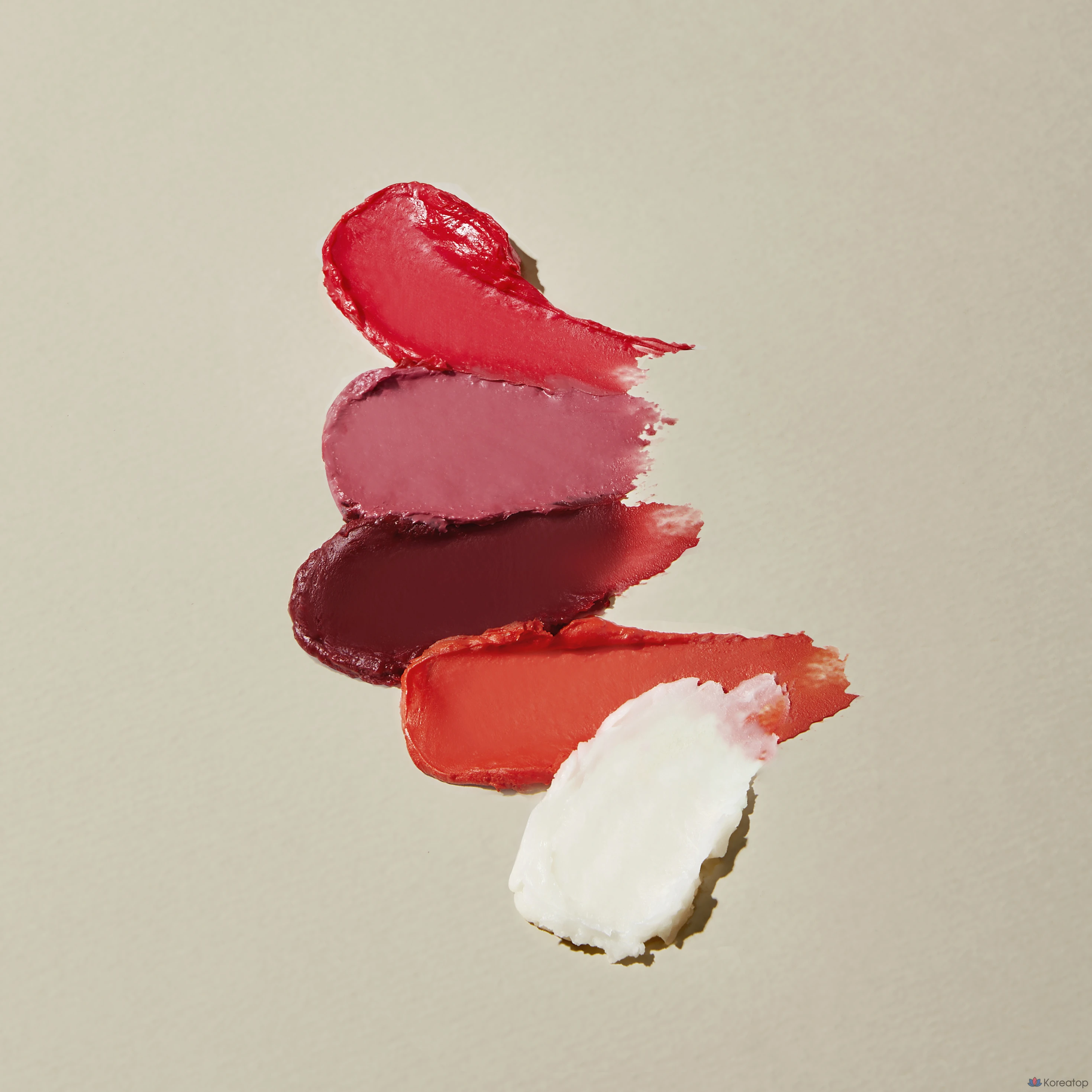 Бальзам для губ So Natural Sal Butter Melting Lip Balm, оттенок 02 Clear Peach, 3,8 г, 1 шт.