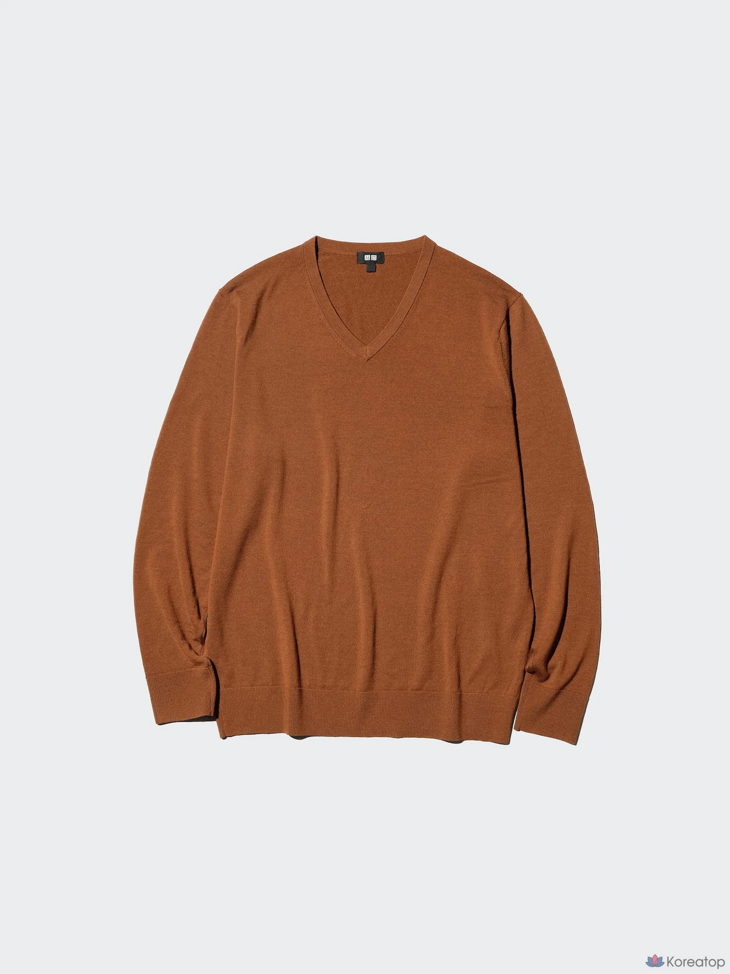 Свитер Uniqlo Merino V-Neck Sweater