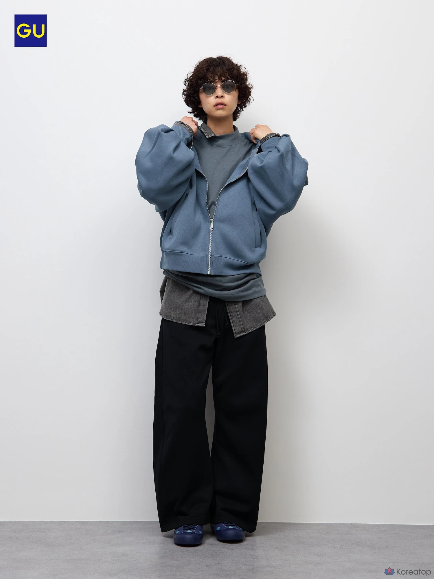 Брюки Uniqlo Sweat 3D Barrel Pants
