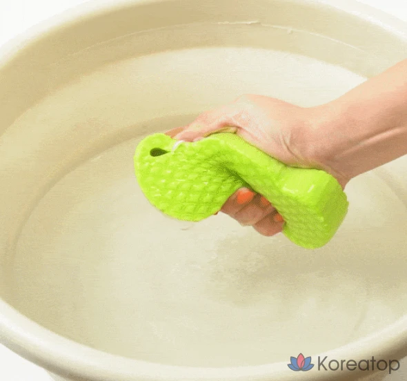 Губка-ластик с капюшоном Akei Derma+ Living, 1 упаковка, 1 шт.