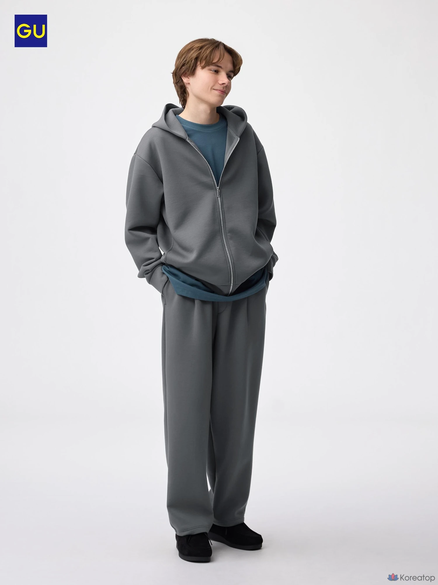 Брюки Uniqlo Puff Sweat Carrot Pants