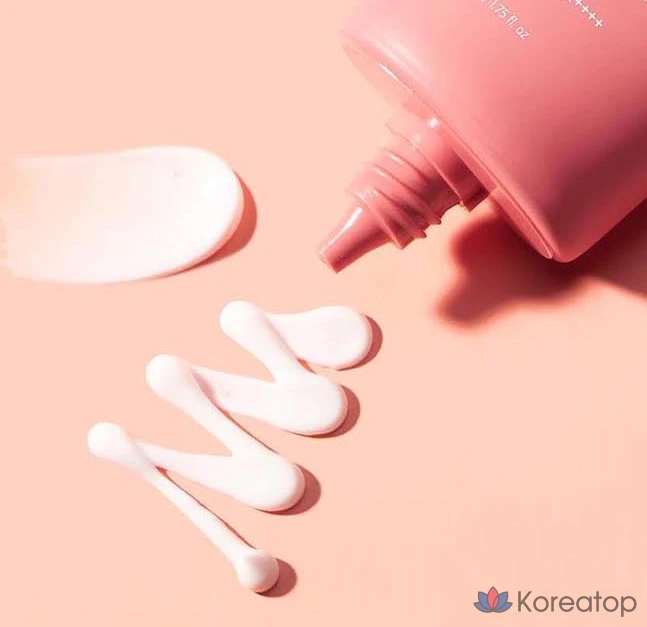 Солнцезащитный крем BLIV:U Collagen Bouncing Sunscreen SPF 50+ PA++++, 50 мл, 1 шт.