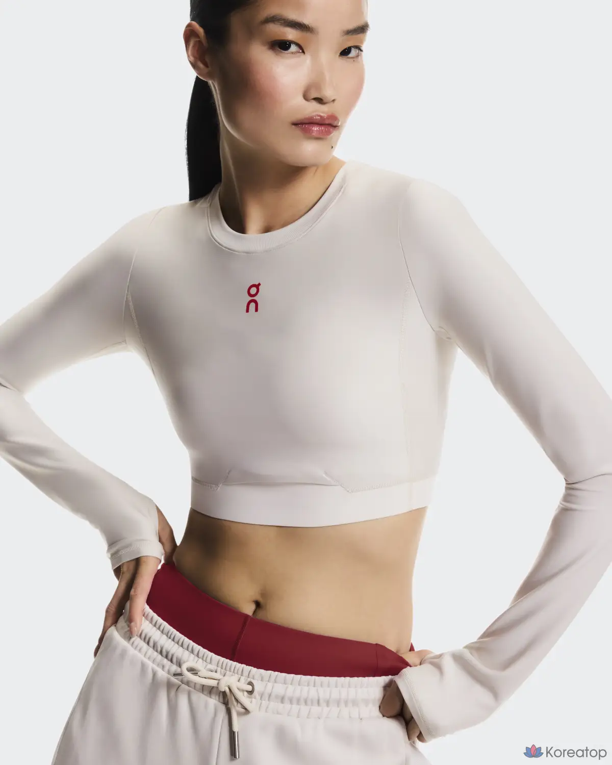 Укороченный лонгслив ON Train Long Sleeve Crop Year of the Horse