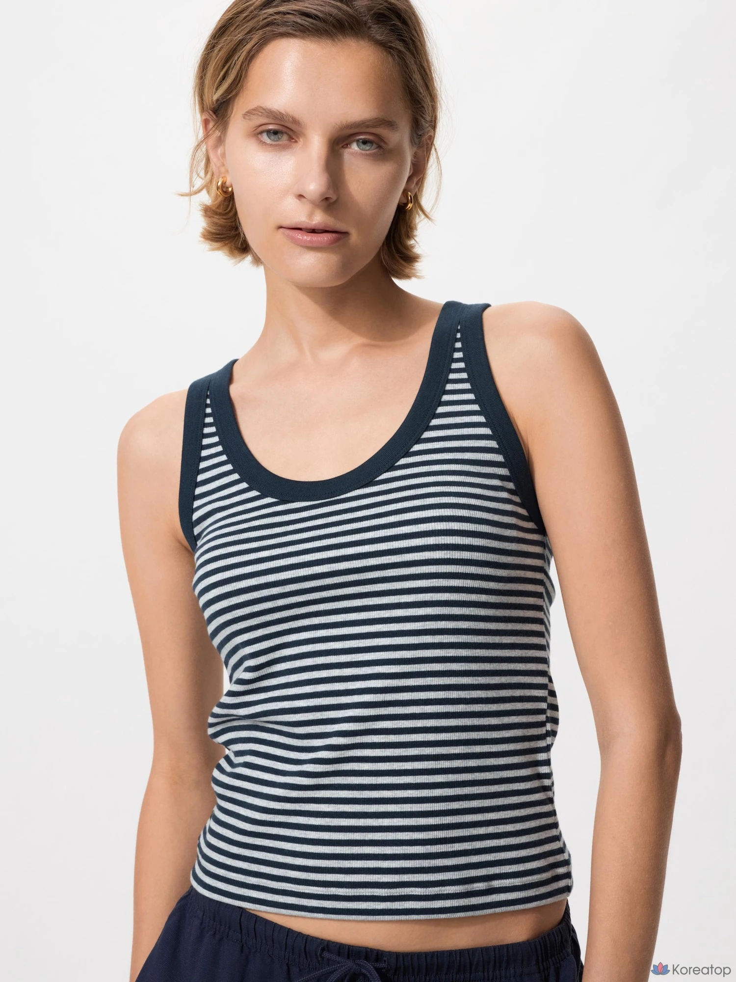 Топ Uniqlo Soft Rib Tank Top (Stripe)