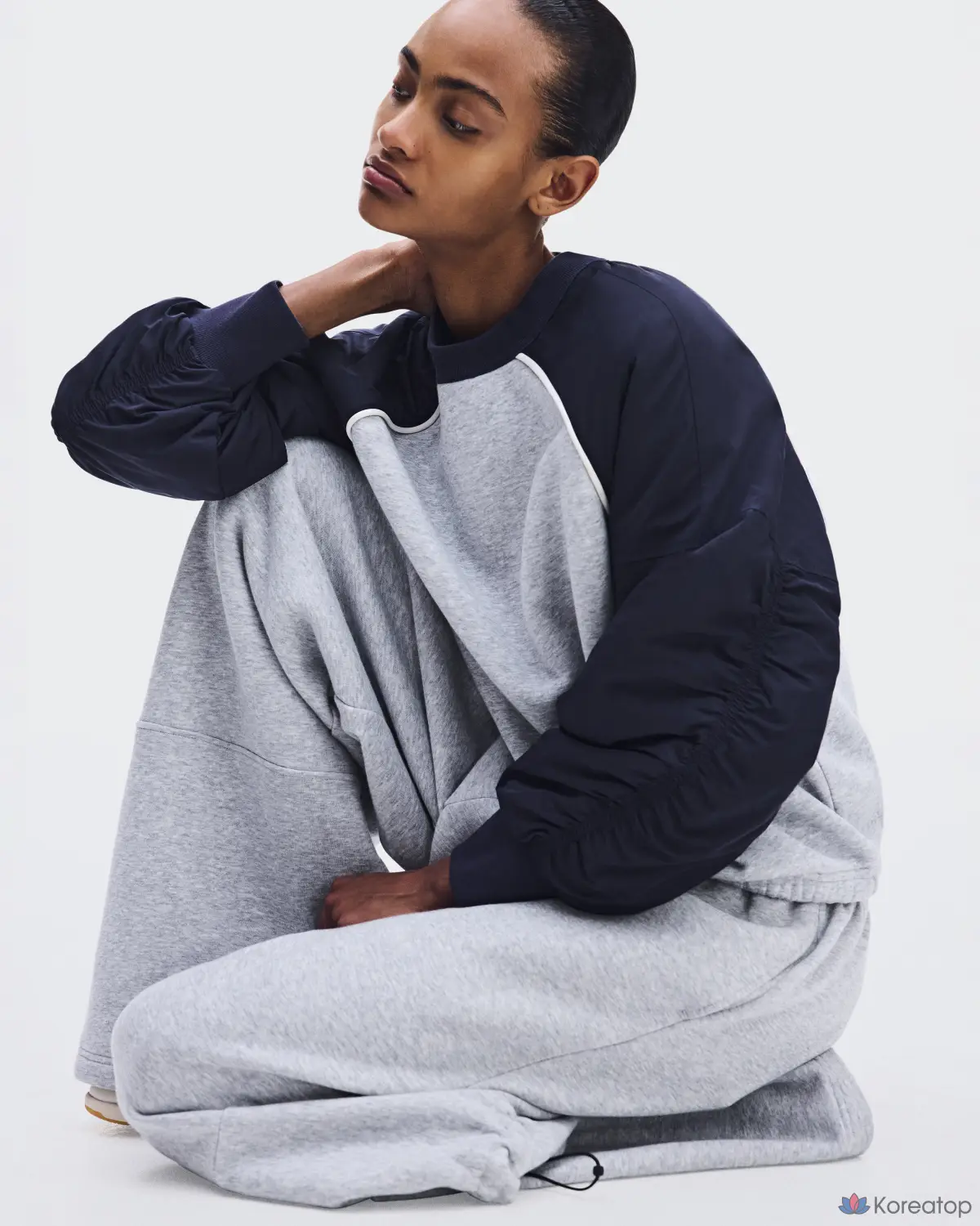 Свитшот ON Oversized Crewneck, фото 7