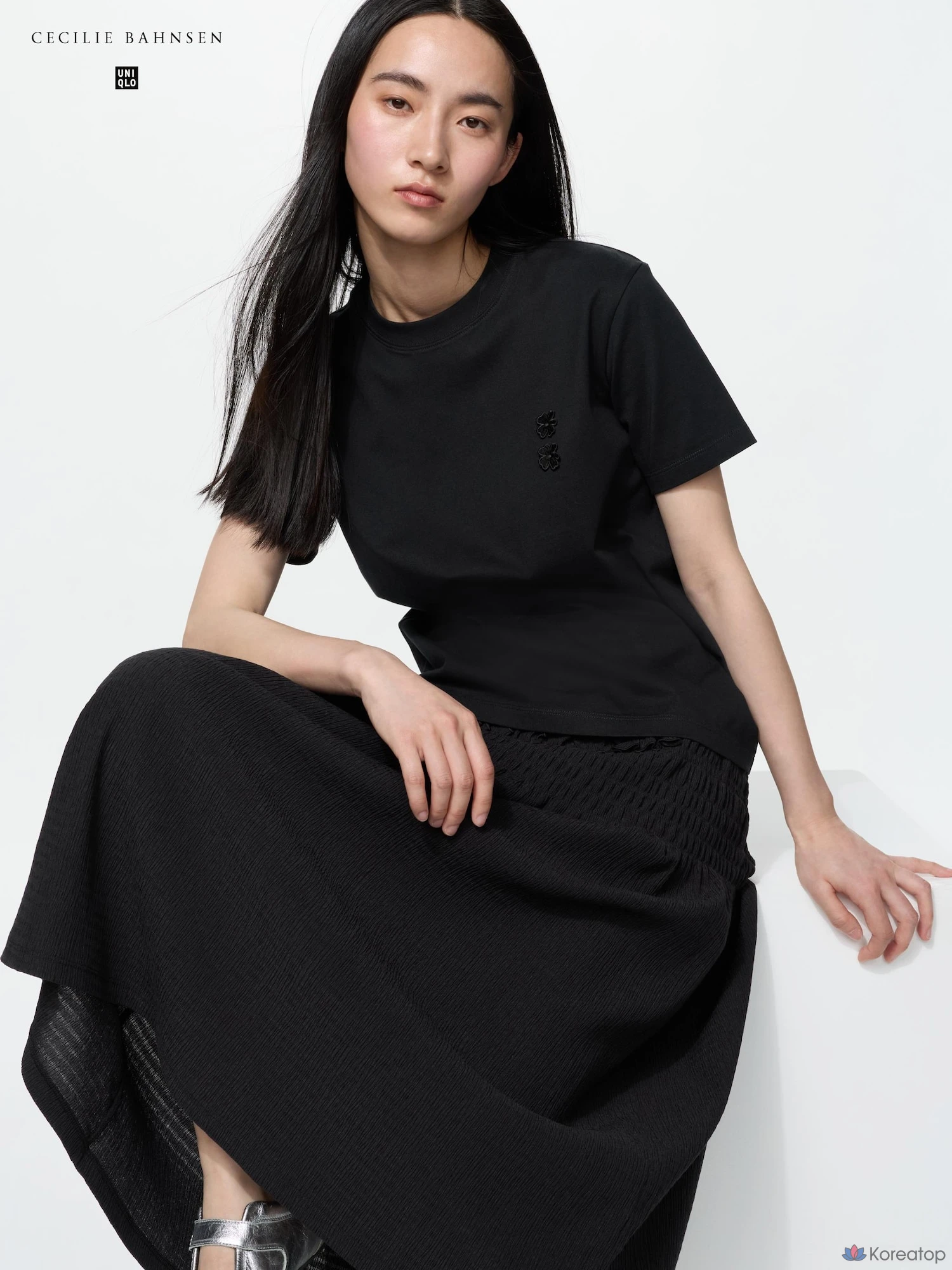 Футболка Uniqlo Graphic T B
