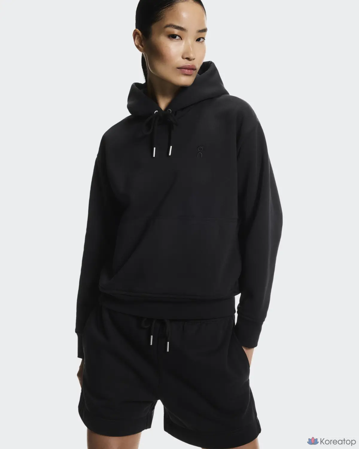 Худи ON Club Collective Hoodie