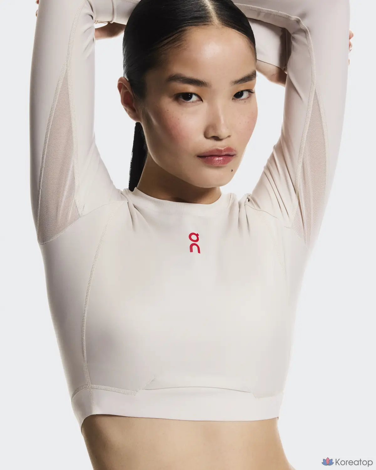 Укороченный лонгслив ON Train Long Sleeve Crop Year of the Horse