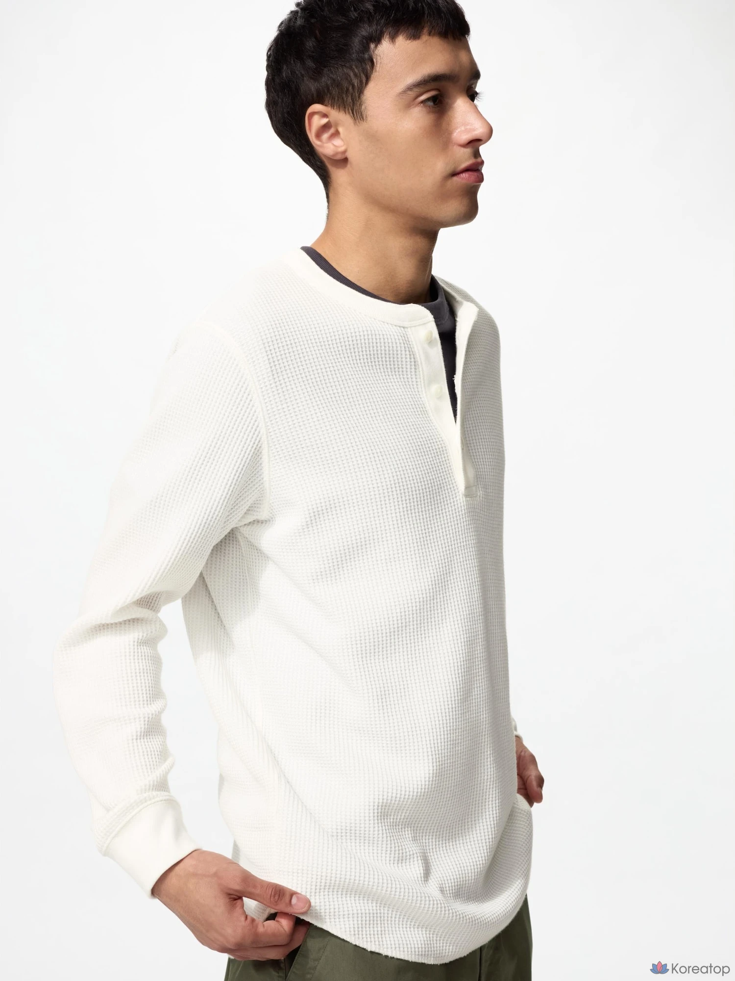 Лонгслив Uniqlo Waffle Henley Neck T-Shirt
