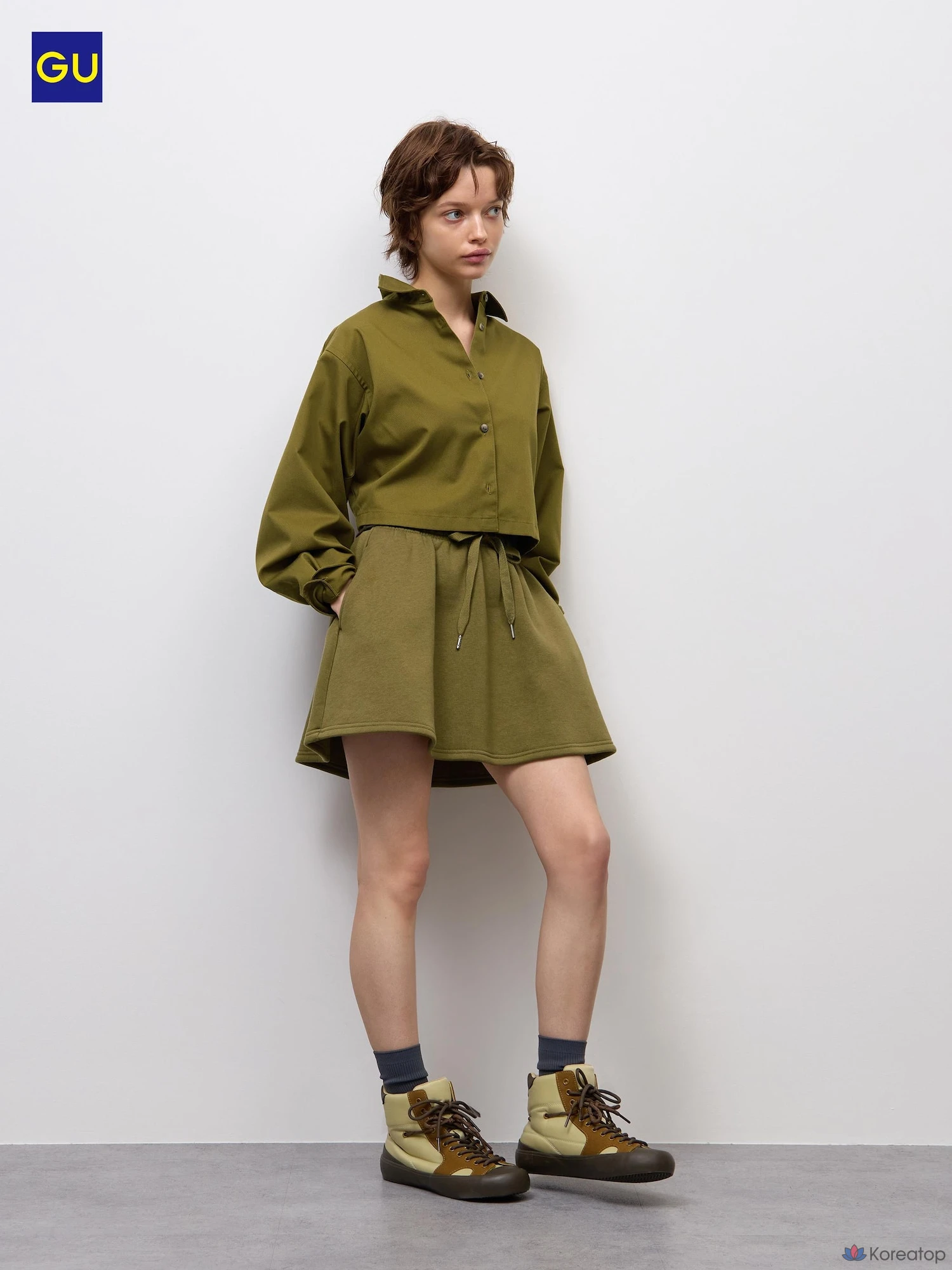 Мини-юбка Uniqlo Sweat Mini Skirt