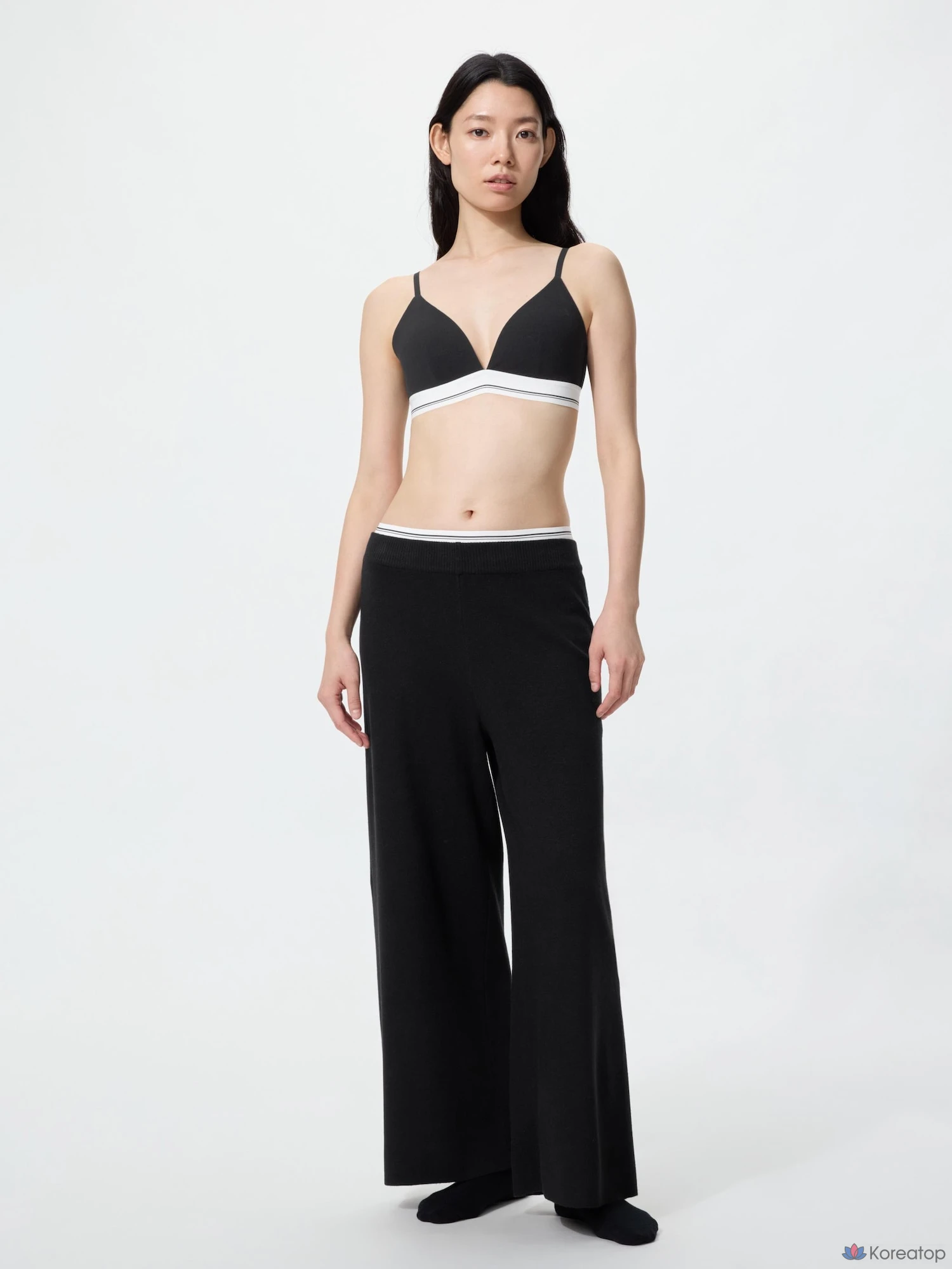 Брюки Uniqlo Washable Knit Pants (Smooth)