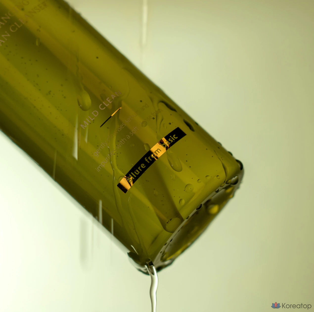 Очищающее средство для лица D'alba Mild Skin Balancing Vegan Cleanser, 200 мл, 1 шт.