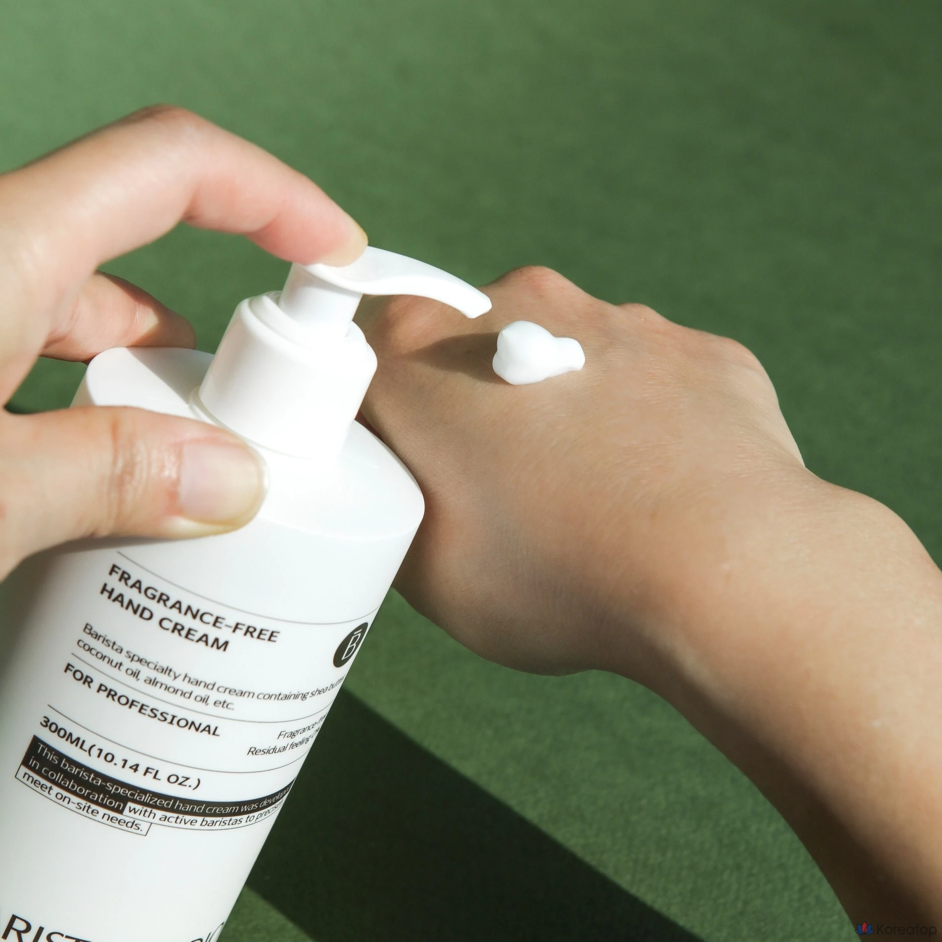 Крем-лосьон для рук Barista Studio без запаха, высокоувлажняющий, для чувствительной кожи, 300 мл, 1 шт., 300 г