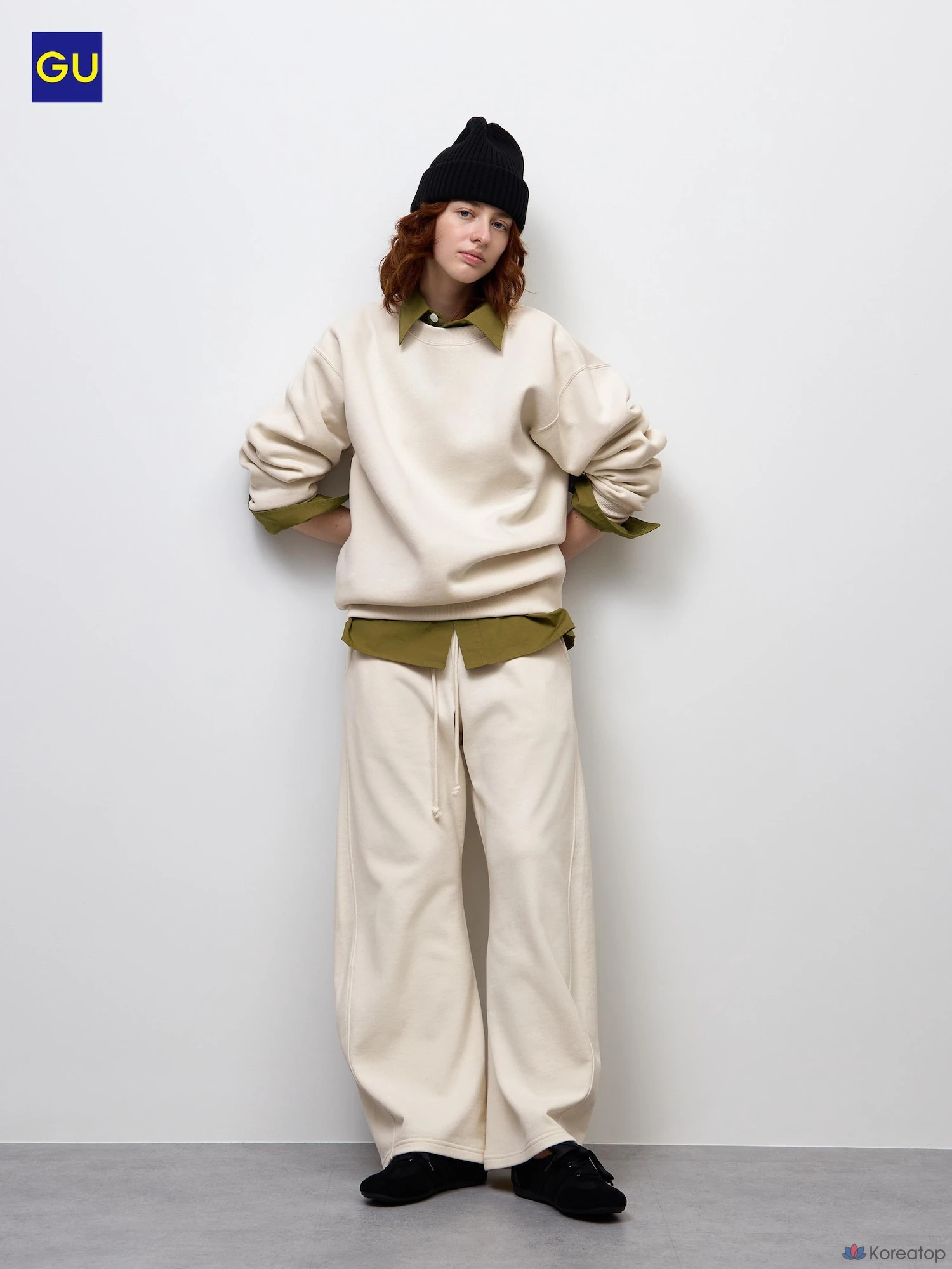 Брюки Uniqlo Sweat 3D Barrel Pants
