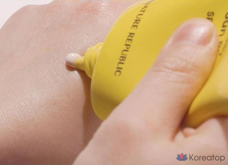 Солнцезащитный крем Nature Republic California Aloe Daily Sunblock SPF50+ PA++++, 57 мл, 1 шт.