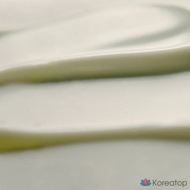 Охлаждающий массажный крем для тела Aromatica с ароматом можжевельника, ягод и лимона, 100 мл, 1 шт.