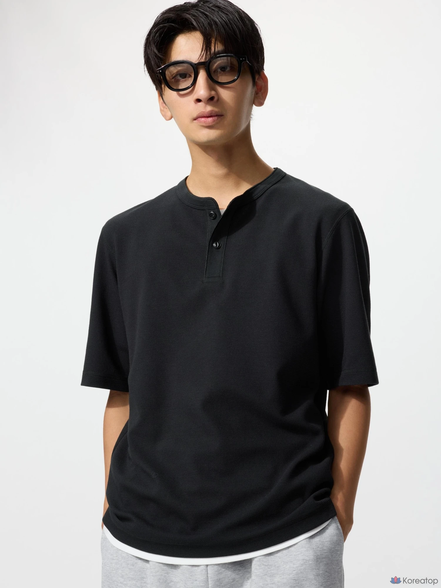 Футболка Uniqlo Dry Waffle Henley Neck T