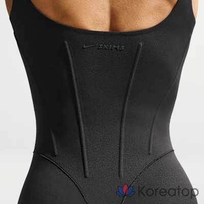 Боди женское Nike Skims Matte Corset 3-Inch, фото 6