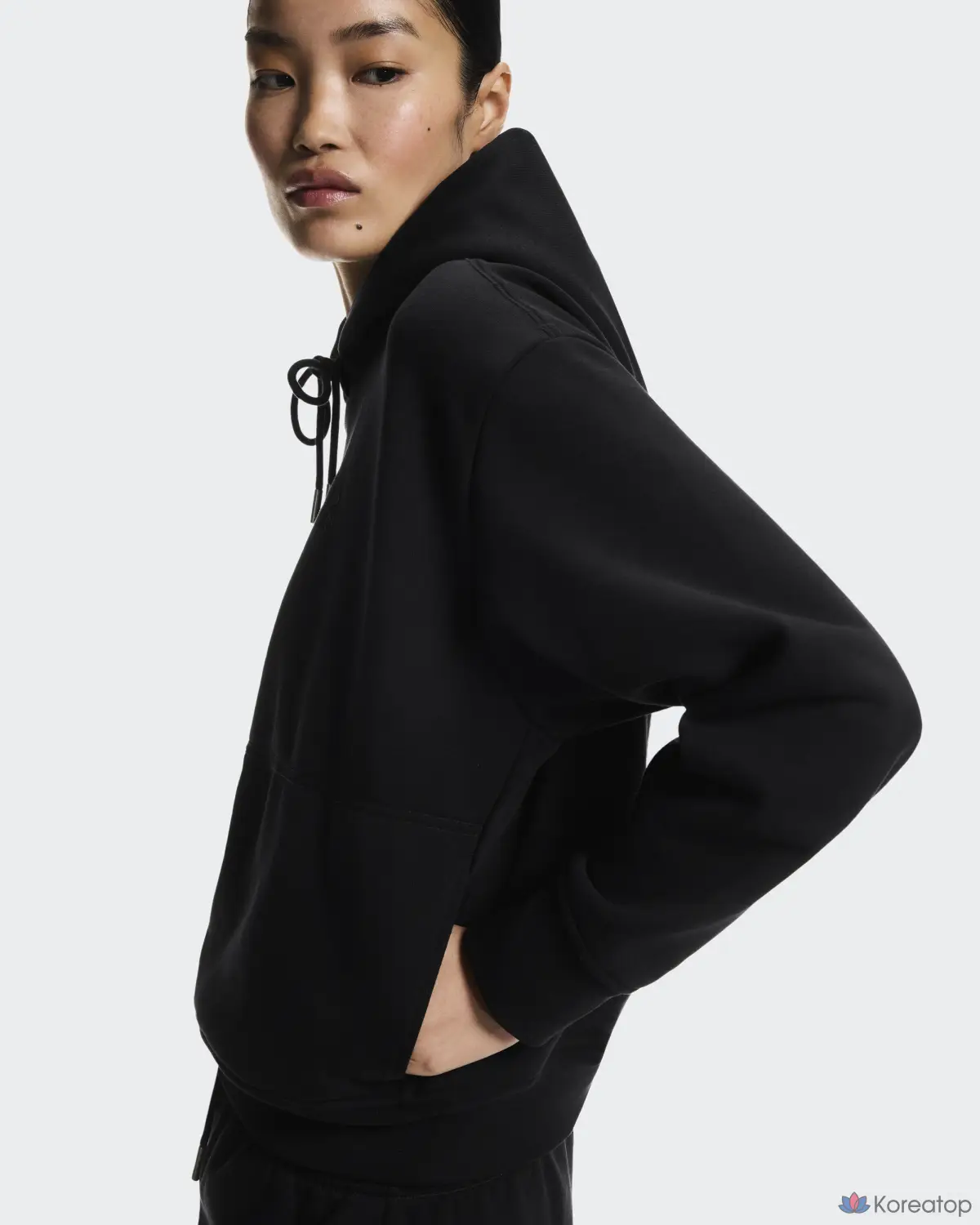 Худи ON Club Collective Hoodie