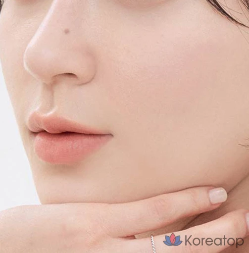 Сменный блок тонального крема ROM&amp;ND Nu Zero Cushion Foundation, 15 г, 01 Porcelain17, 1 шт.