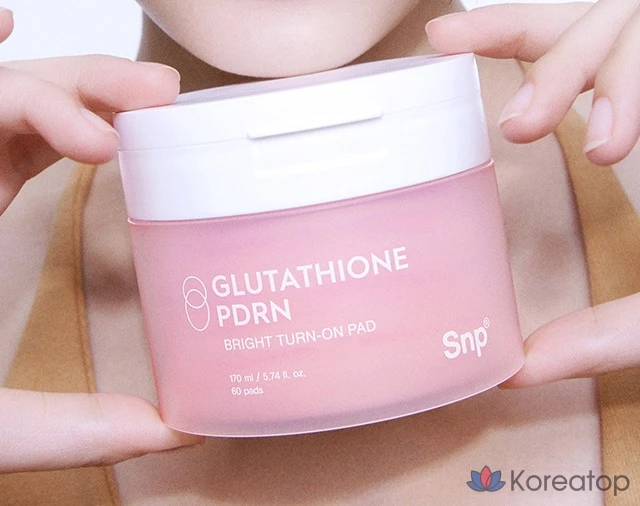Тонизирующие подушечки для тонечного нанесения SNP PDRN с глутатионом, 170 мл, 60 листов, 1 упаковка.