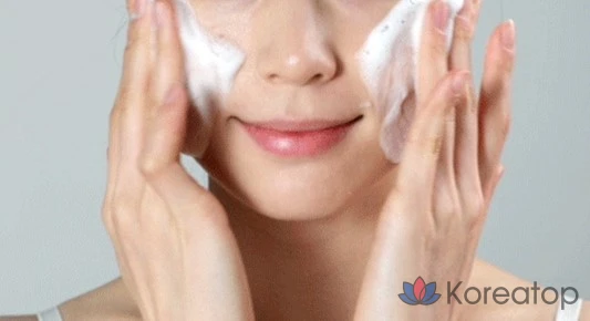 Гель-пенка для умывания Medi-Peel Green Cica Collagen Clear Gel Cleanser 2.0, 120 мл, 1 шт.