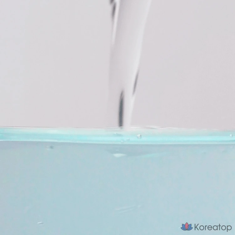 Тоник Isntree с ультранизкомолекулярной гиалуроновой кислотой, 300 мл, 1 шт.