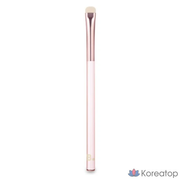 Кисть для растушевки Banila Co., 1 шт., розового цвета.