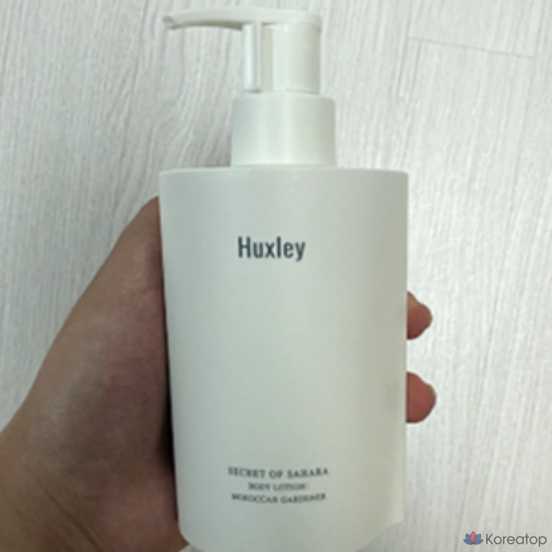 Лосьон для тела Huxley Moroccan Gardener. Увлажняющий лосьон для тела Huxley с ароматом мускуса, 300 мл, 1 шт.