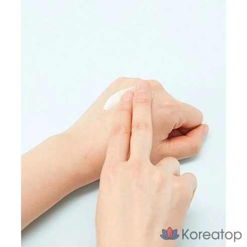 Солнцезащитный крем The Face Shop Natural Sun Eco Super Active Reef Safe SPF50+ PA++++