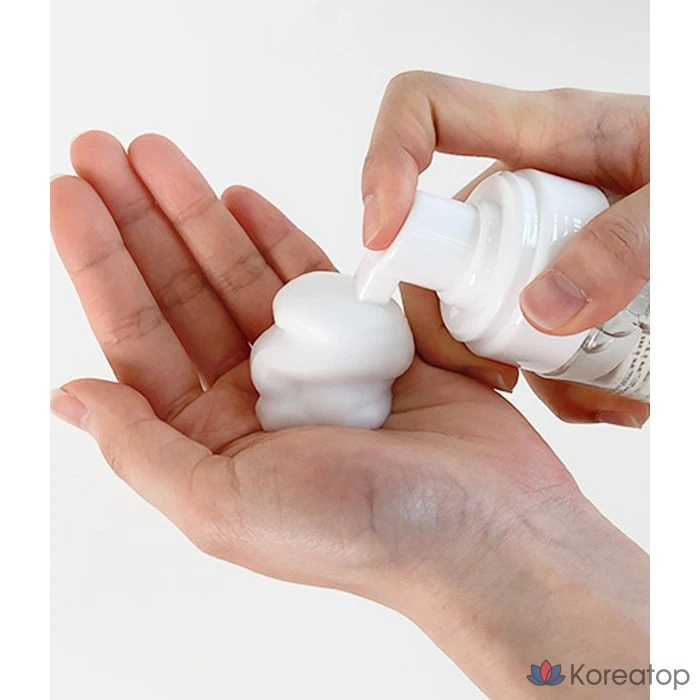 Пенящееся очищающее средство Bonajour Jeju Milk Soft, 150 мл, 1 шт.