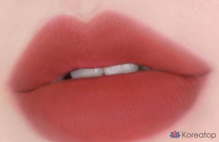 Матовая пудровая помада Mqny New York, 1 шт., № 8, цвет «кирпично-дымчатый»., фото 3