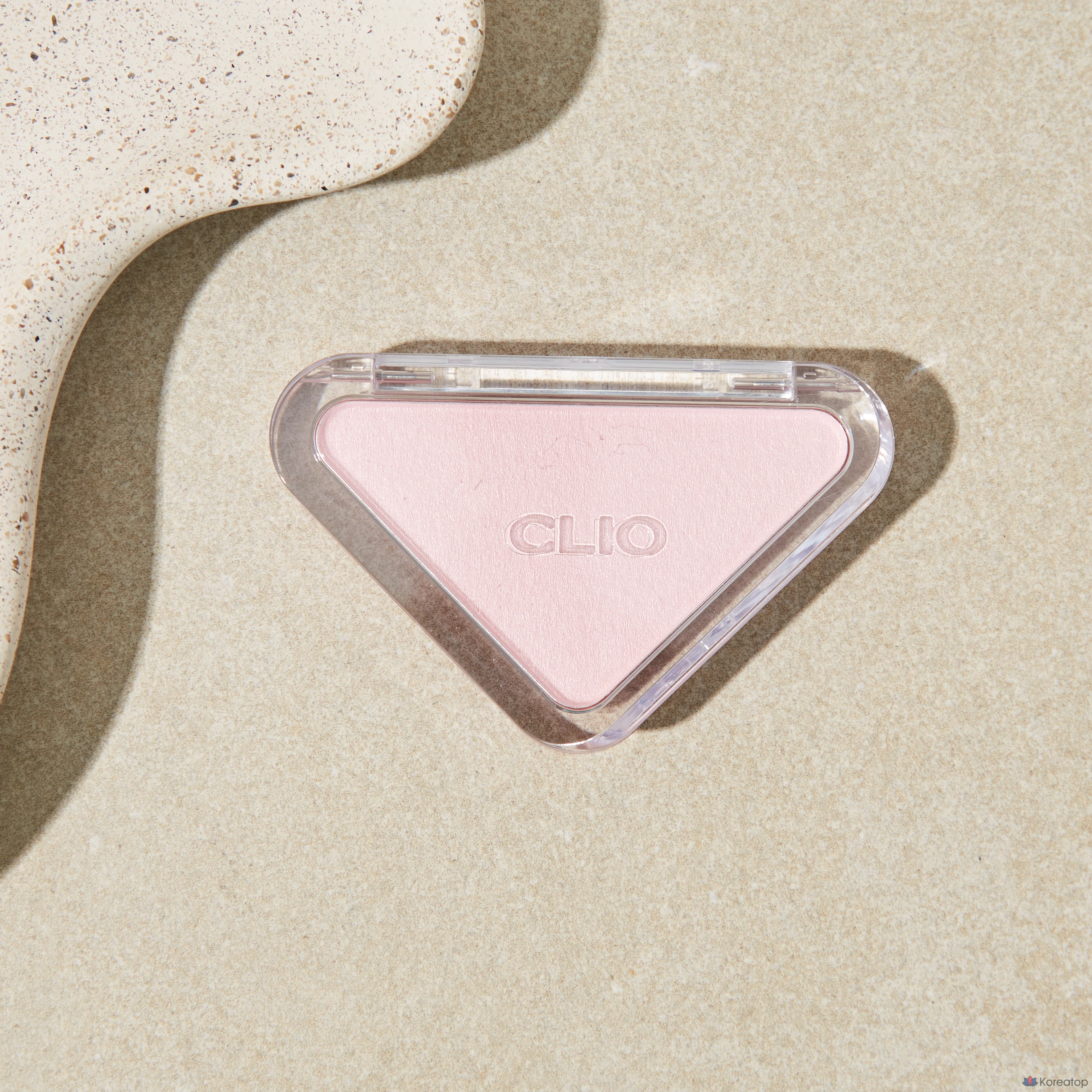 Румяна Clio Essential Blush Tap, оттенок M102 Chiffon Pink, 3 г, 1 шт.
